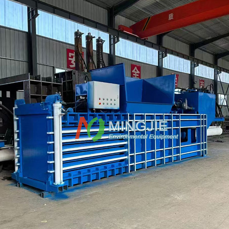 Lift-Door Horizontal Baler