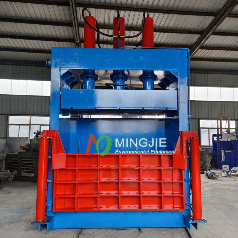 Vertical Downstroke Baler