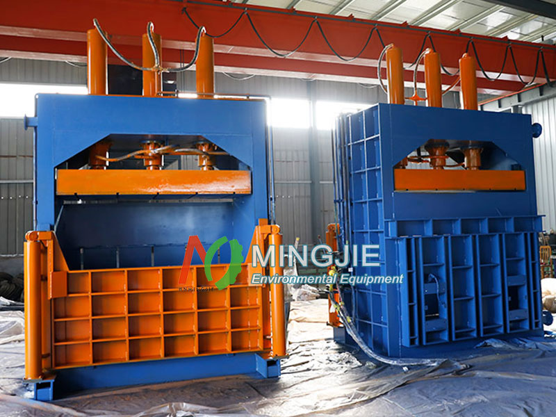 Vertical Metal Compactor