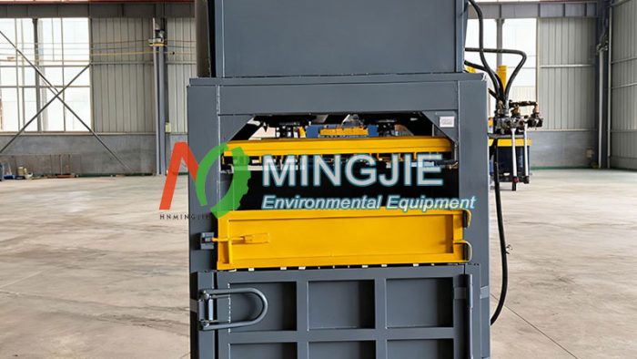 Vertical Baler